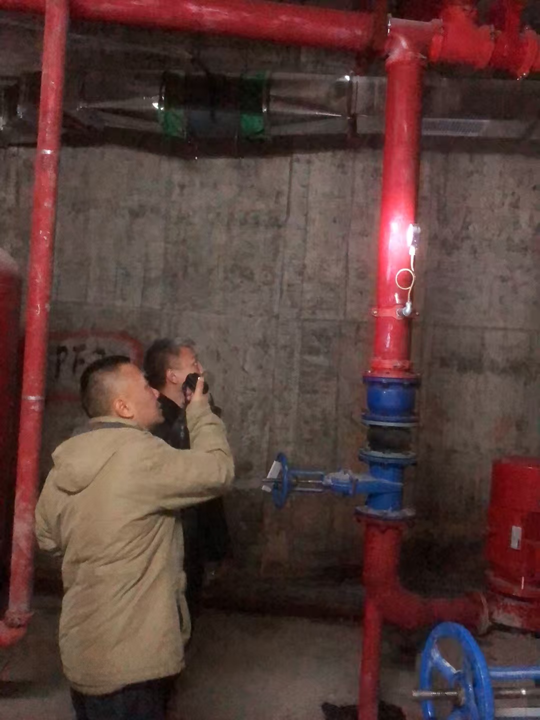 以责任织密安全网 用行动守护生命线